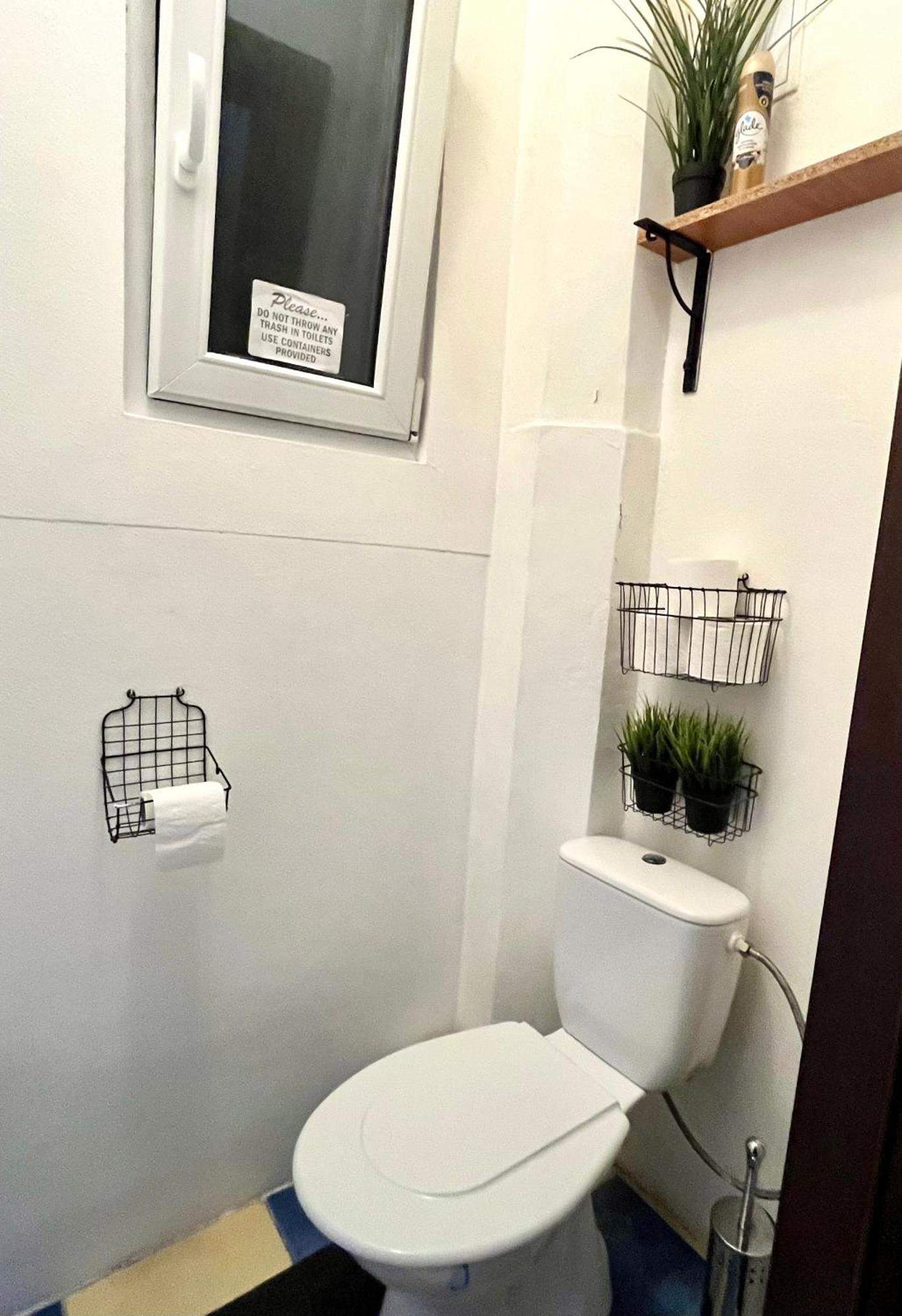 Audrey Hepburn Apartment Old Town Air Conditioned Bratislava Exterior photo